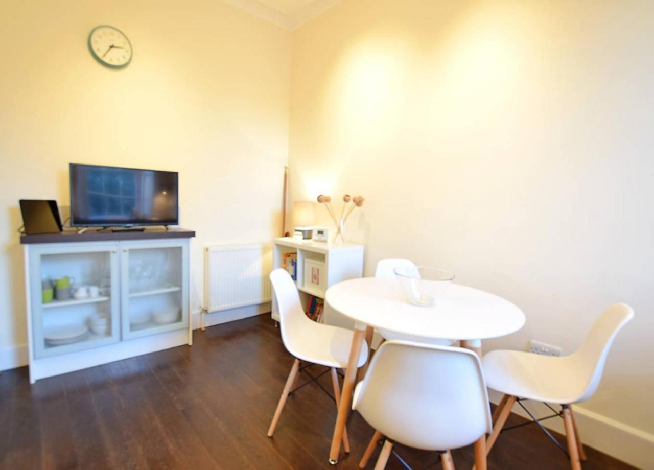 Joivy Modern City Centre Flat Next To Calton Hill EDI Eksteriør billede